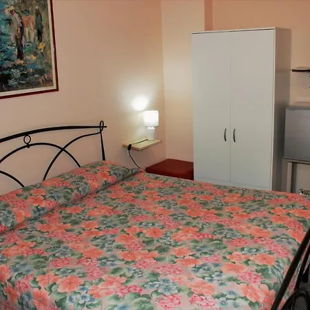 Casadolcecasalatina Bed & Breakfast