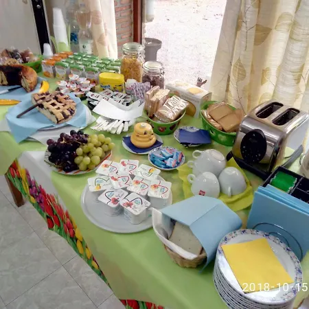 Casadolcecasalatina Bed & Breakfast